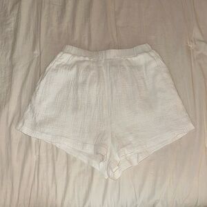 Princess Polly Mateo shorts white